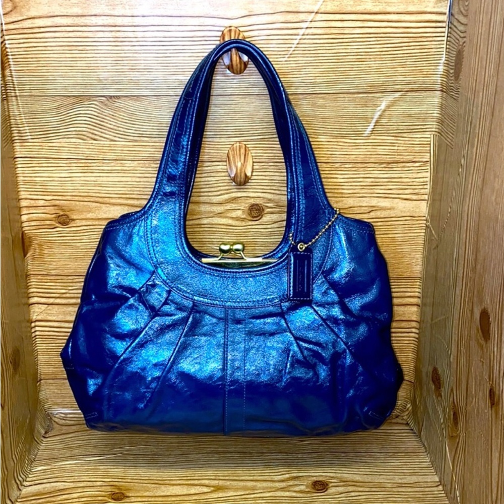 Beautiful vantage Coach dark navy blue